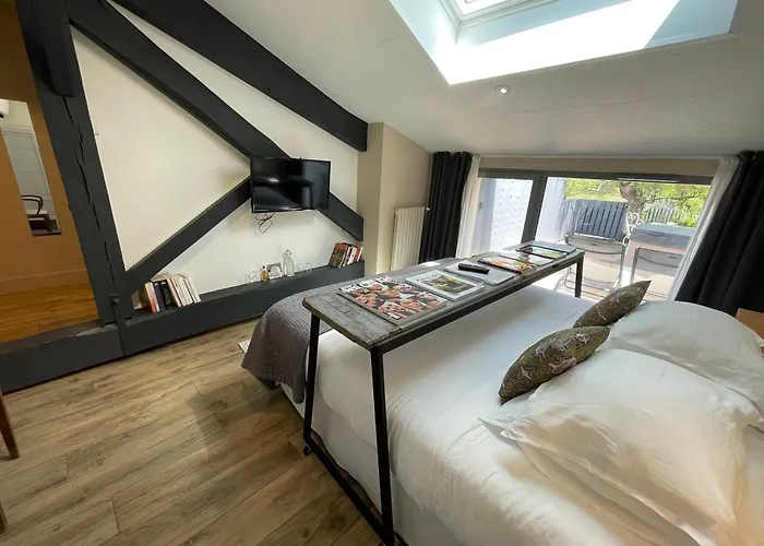 Le Florida Contemporaine Pensionat Castéra-Verduzan