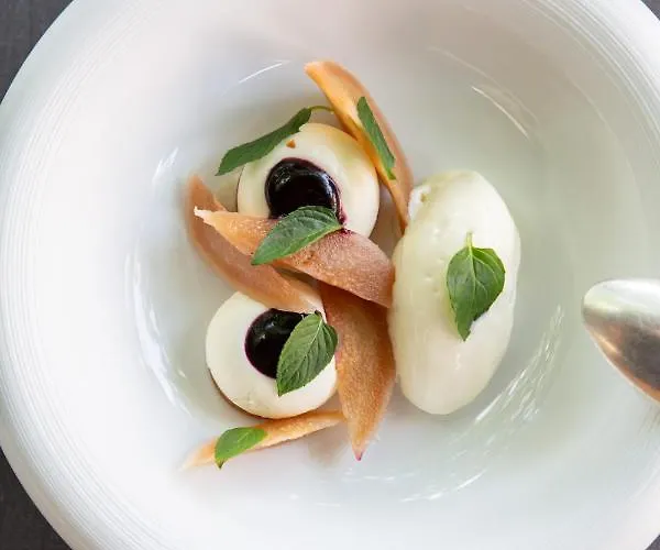 Konukevi Le Florida Contemporaine