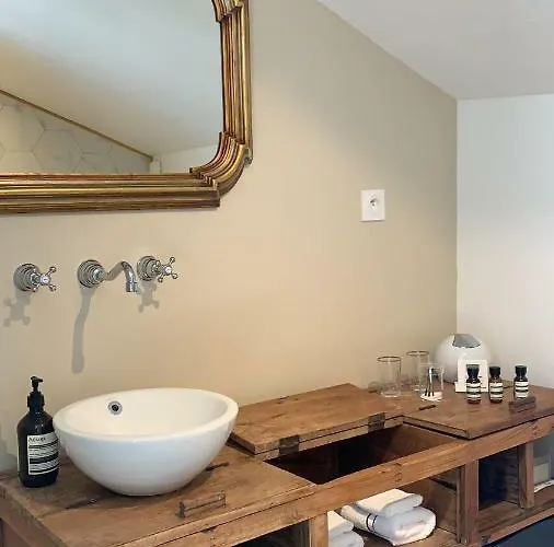 Konukevi Le Florida Contemporaine 4*